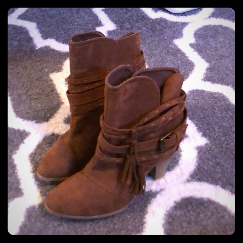 Brown tassel booties